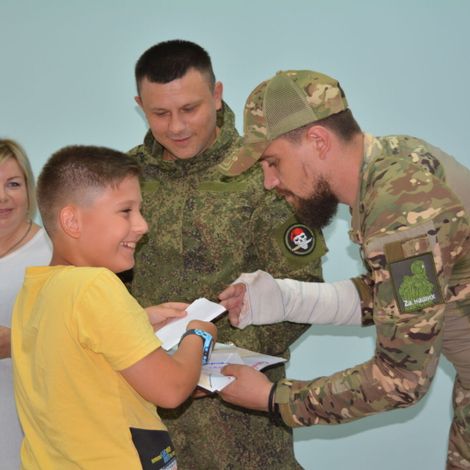 Получить личную благодарность от российских военнослужащих для ребятам было радостно и почетно.